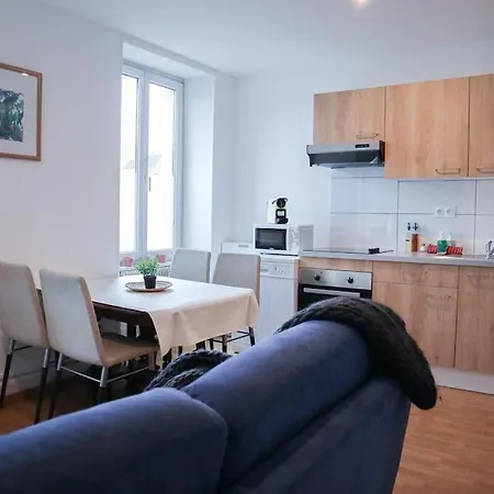 Appartement Entier, Proche Tram-Train Et Commodites, Parking Gratuit Mulhouse Exterior photo